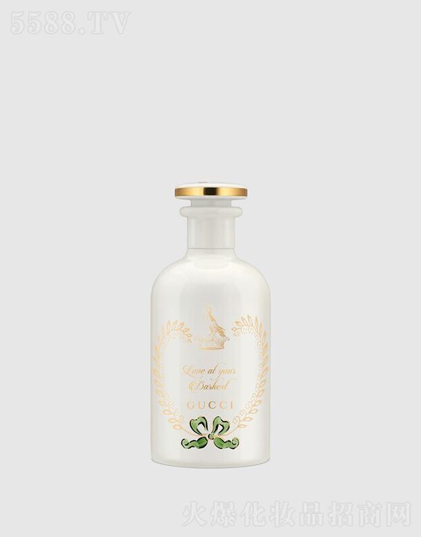 ���Y���Ї����Q(m��o)�����޹�˾�����Y����ʿ���@ҹ֮����ˮ100����