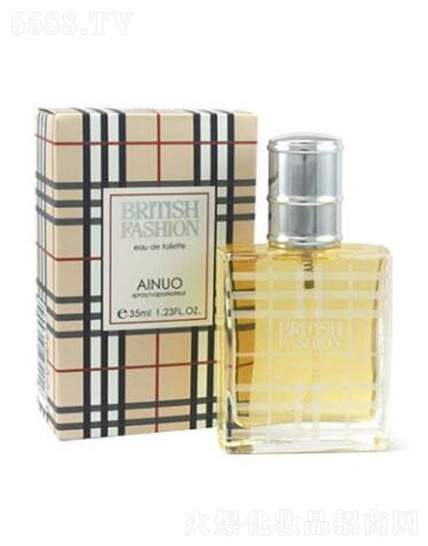 �Ռ��мΌ����û������޹�˾�����ZӢ���L(f��ng)����ˮ