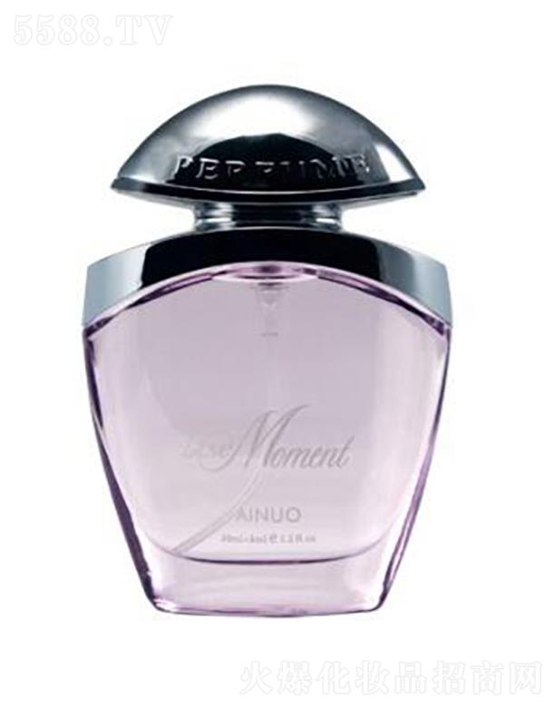 �Ռ��мΌ����û������޹�˾�����Z��ەr(sh��)�̣��Ͼ����㣩