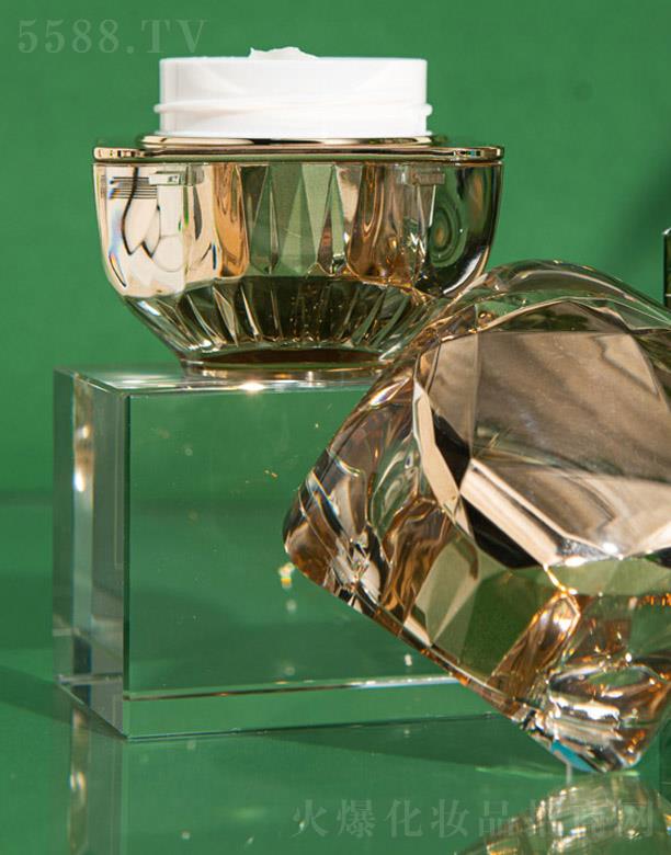 �����A�⼯����Ƽ����޹�˾�����w˪