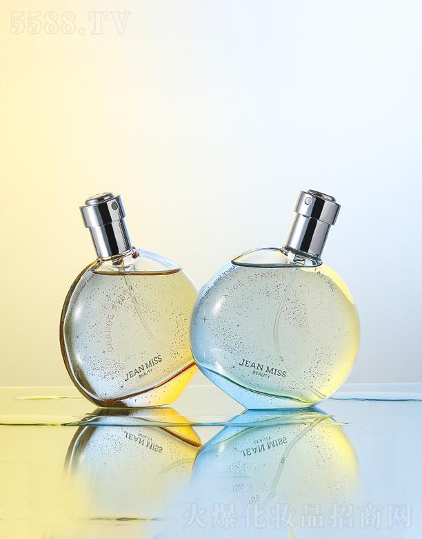 С�������ٲ��ǿ�Ůʿ��ˮ