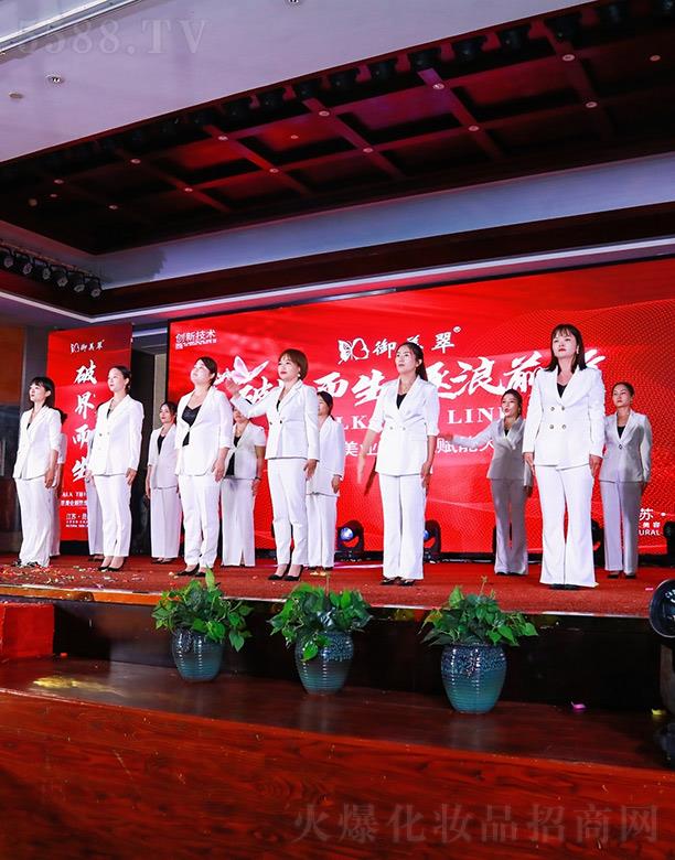 ������ȫ��(gu��)���I(y��)�x�ܴ��(hu��)�F(tu��n)�(du��)չʾ