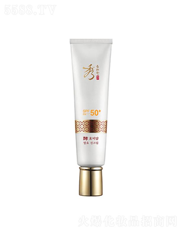 �����n����Մ���B(y��ng)����˪ SPF50+/PA+++���ռ��w�y���p�pͿĨ