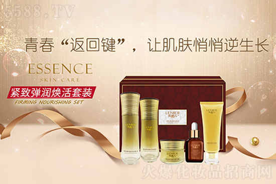 樂妮兒緊致彈潤煥活套裝 樂妮兒緊致彈潤煥活套裝