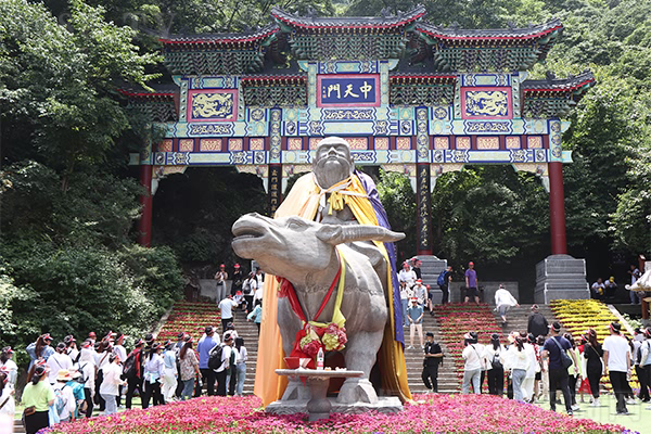 �����y�����������ף�