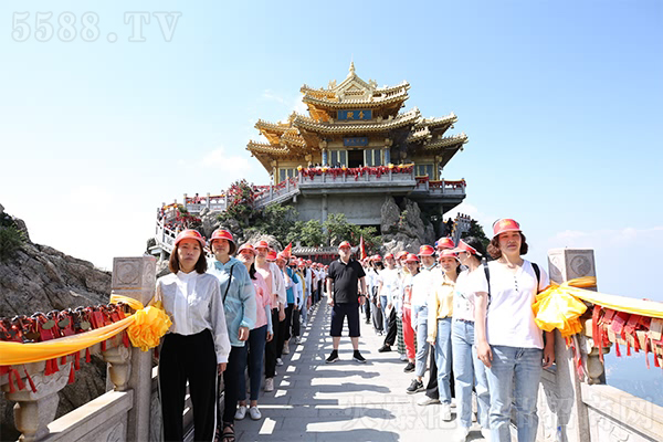走近老子,走近傳統(tǒng)文化 走近老子,走近傳統(tǒng)文化