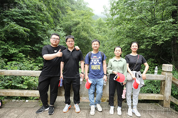 賞老君山之景,品國學之精,修品性之道 賞老君山之景,品國學之精,修品性之道