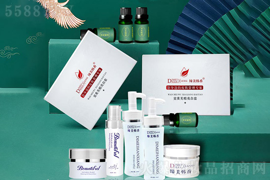 締美韓香完美無(wú)暇亮白套 締美韓香完美無(wú)暇亮白套