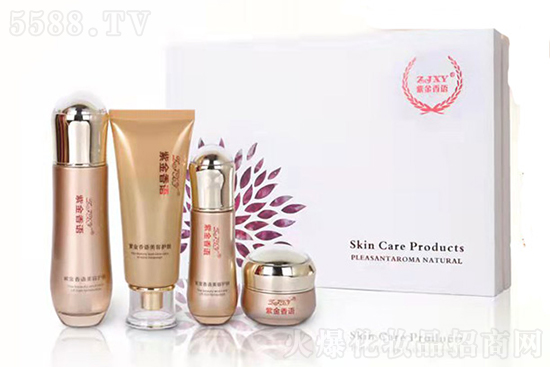 紫金香語(yǔ)控油祛痘修復(fù)套 紫金香語(yǔ)控油祛痘修復(fù)套