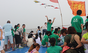 �¾��𱬾W(w��ng)����18����