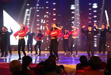 ��10��c�_���衶����ഺ���������ʣ�